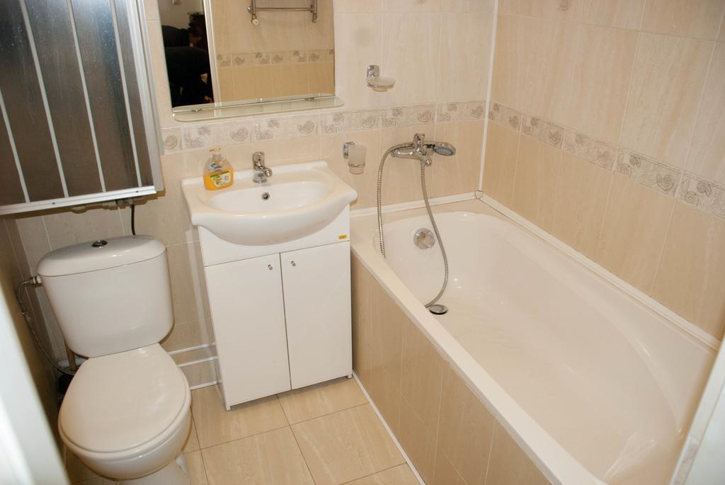 Apartment On Akademika Lazarenka 48A Lviv Extérieur photo