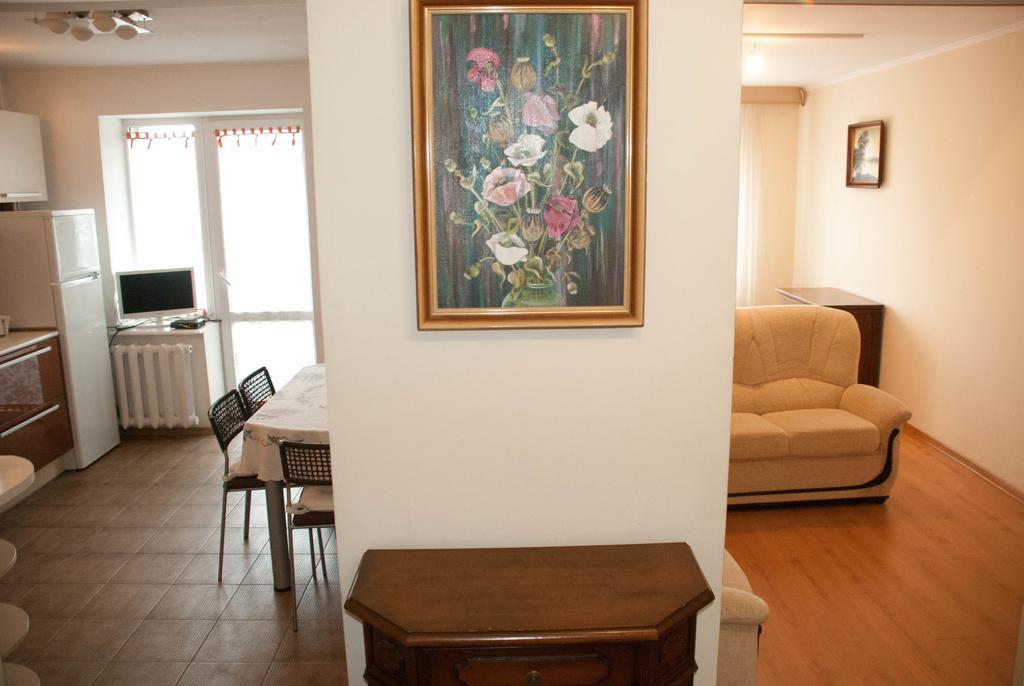Apartment On Akademika Lazarenka 48A Lviv Extérieur photo
